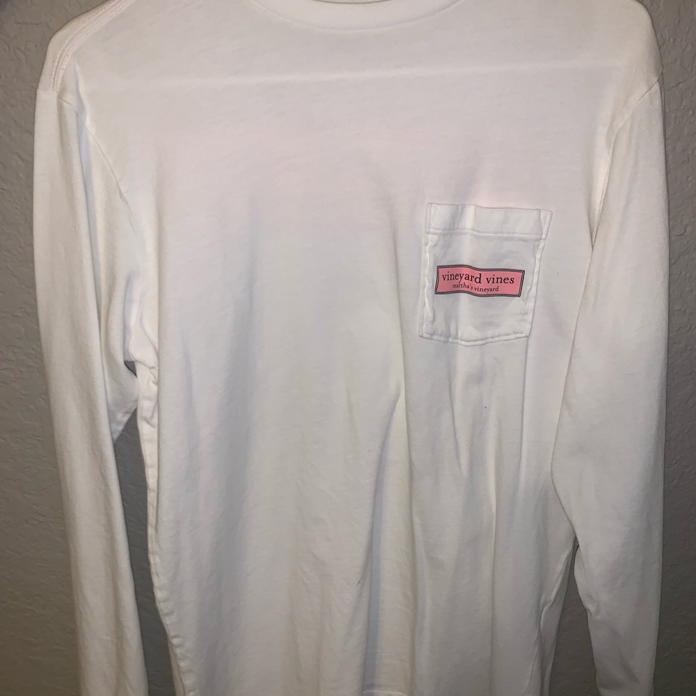 Vineyard Vines long sleeve t-shirt